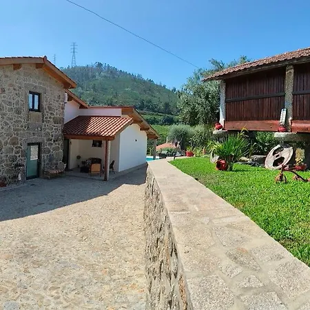 Casa Da Pinha *